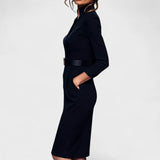 Kate | Raffiniertes schwarzes Kleid mit Gürtel und Stehkragen