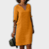 Lyns - Kleid mit V-Ausschnitt