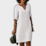 Lyns - Kleid mit V-Ausschnitt