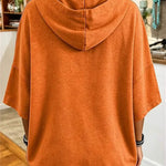 Aria | Halloween-inspirierter orangefarbener Kürbisgesichts-Hoodie mit Dreiviertelärmeln
