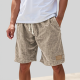 Meinrad | Kurze Hose für Ballade am Strand