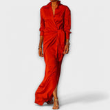 Elegantes Kleid mit Gürtel und langen Ärmeln