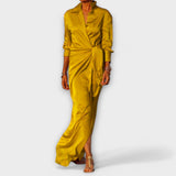 Elegantes Kleid mit Gürtel und langen Ärmeln