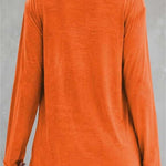 Sadie | Halloween-inspirierte orange Hexen-Bluse mit Buchstaben-Print und V-Ausschnitt