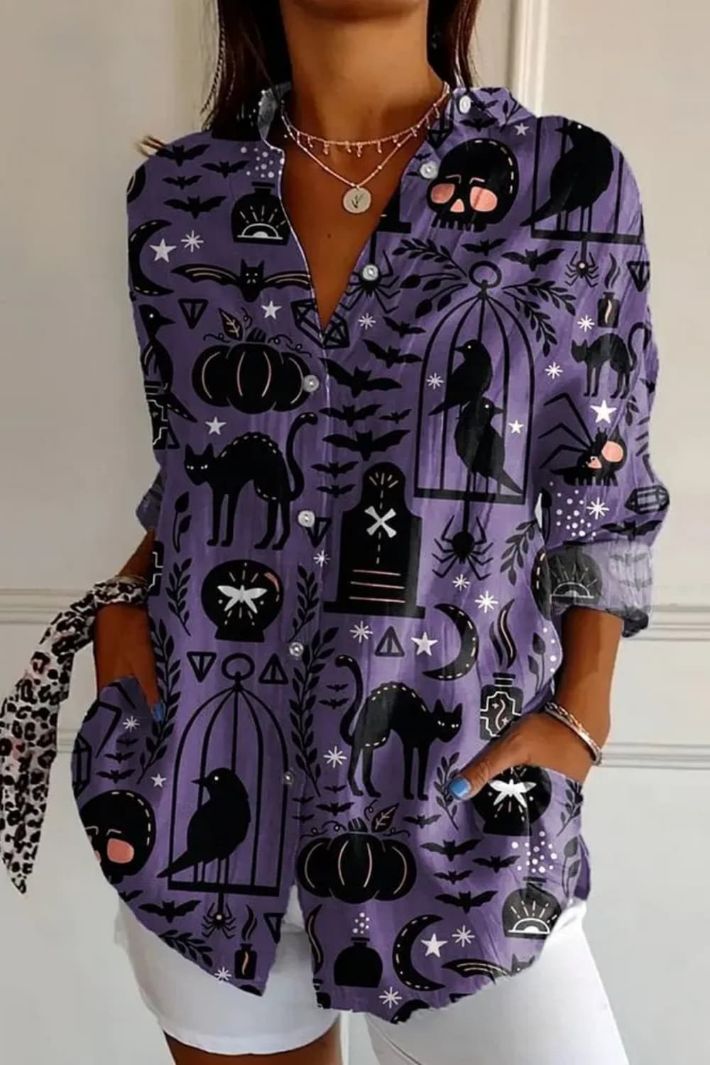 Adalynn | Halloween-inspiriertes lila Kürbis-Fledermaus-Langarmshirt mit schwarzem Katzenprint und Kragen