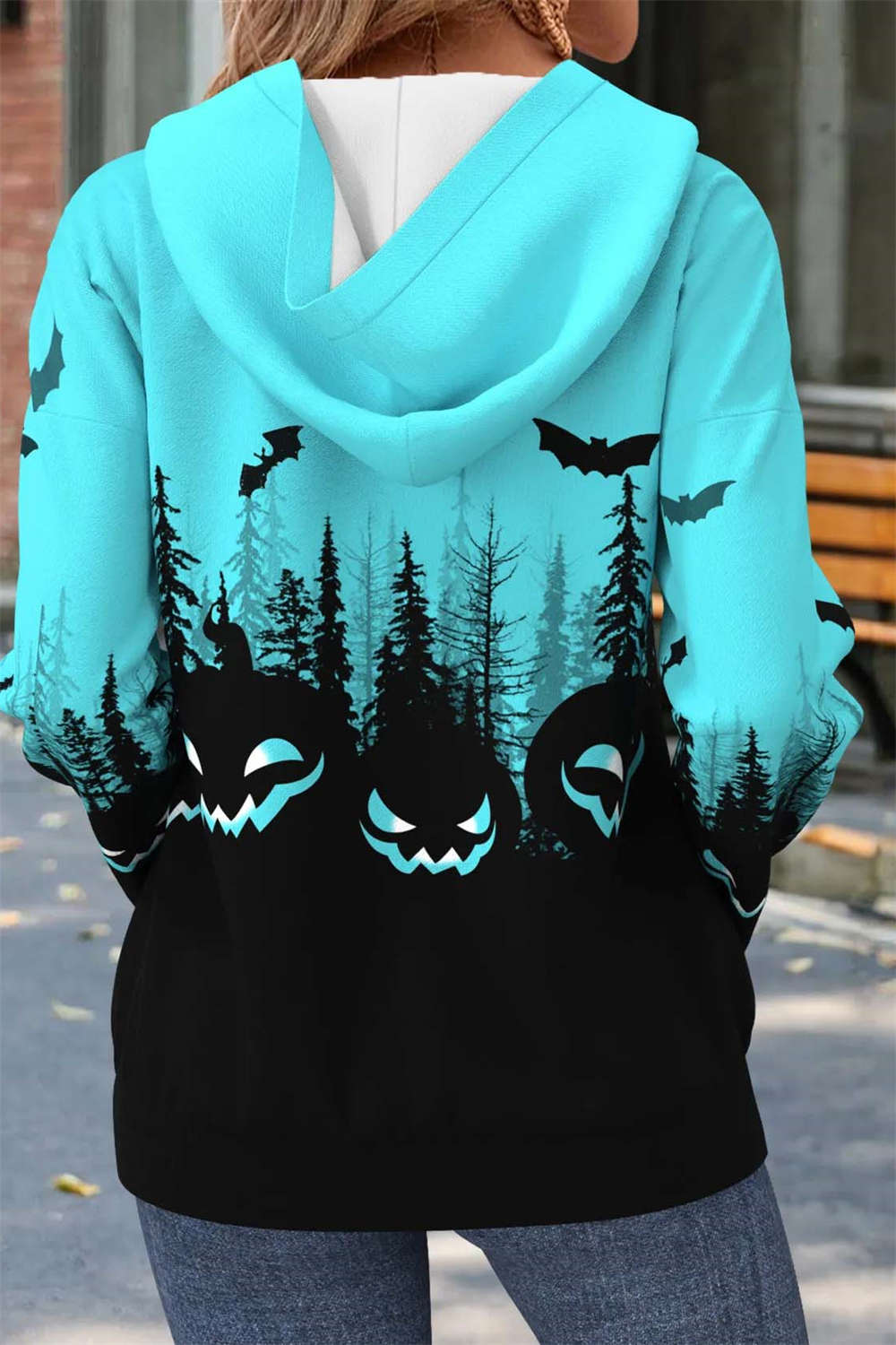 Vera | Halloween-inspirierter Multi-Kürbis-Fledermaus-Hoodie mit V-Ausschnitt