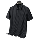 Gestreiftes Polo