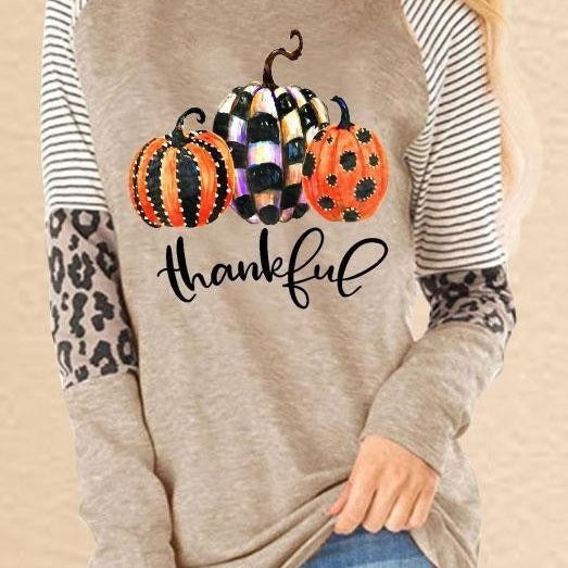 Fernanda | Halloween-inspiriertes Patchwork-Sweatshirt mit Kürbis-Print