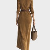 Rinske - Maxi-Kleid aus Suédine mit Knopfverschluss und Kragen